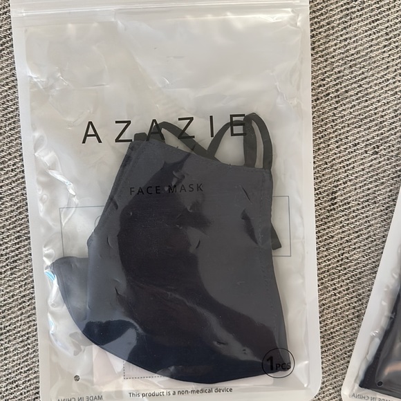 NEW Azazie satin face masks, color Stormy, never opened - Picture 2 of 2